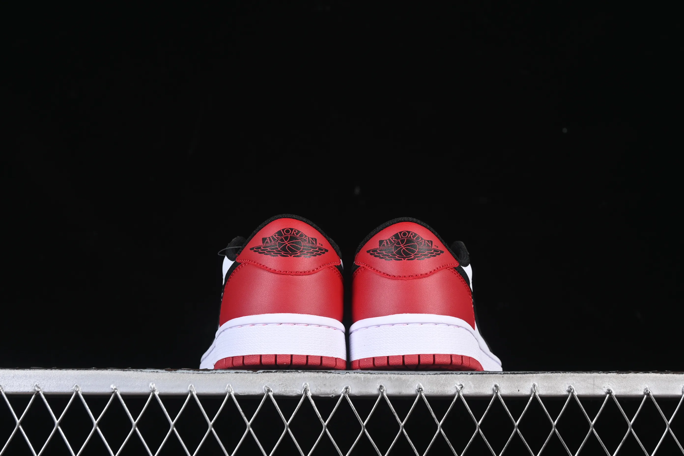 All categories Air Jordan Jordan series basketball shoes Air Jordan 1 Low Air Jordan 1 Low OG "Black Toe" AJ1 Joe 1 black toe low-top cultural casual sneakers CZ0790-106